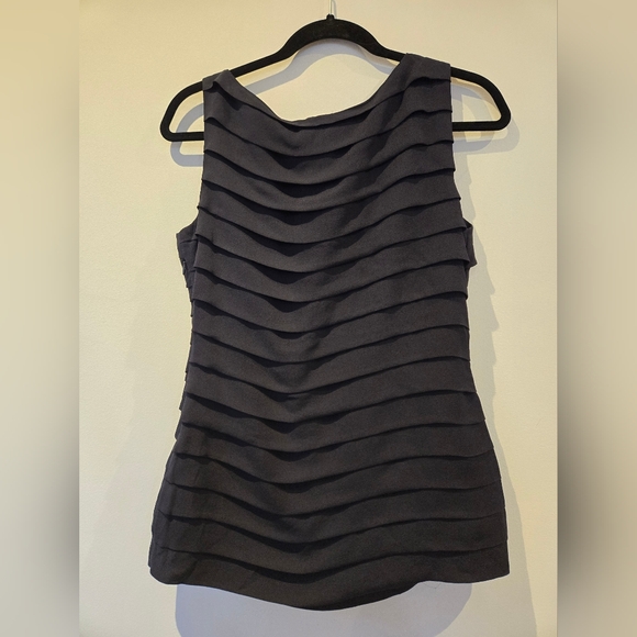 Tory Burch Navy Tiered Bow Top Size 6 - Picture 7 of 7